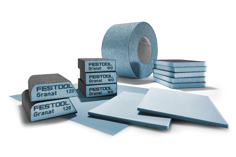 Diversi abrasivi manuali in un'unica immagine