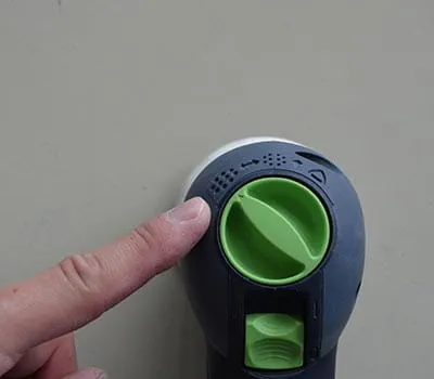 Impostare il numero di giri sul livello 6.