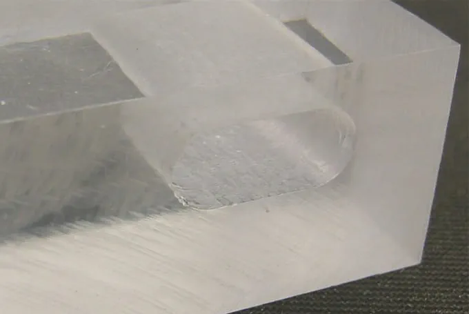 Lucidatura del plexiglas