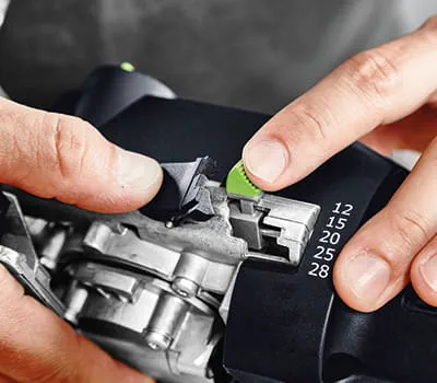 Regolazione della profondità di fresatura