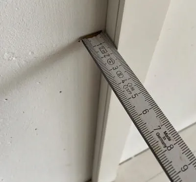 Misurazione della profondità della scanalatura