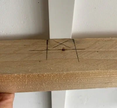 Marcatura della zona da intagliare