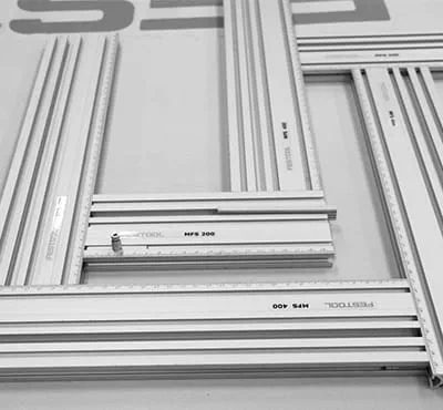 Fresare gradino e zoccolo con un solo serraggio