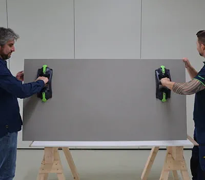 Sollevamento piastrella