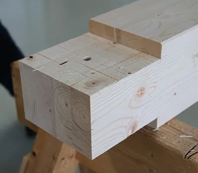 Estremità del montante a lavorazione conclusa