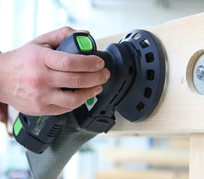 Montaggio delle catene predisposte con i relativi fori