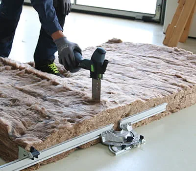 Taglio a misura del materiale isolante