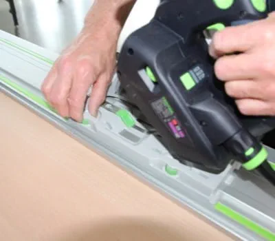 Tagliare il paraschegge