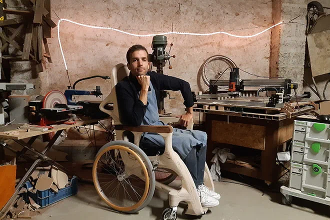 Paul de Livron nel suo atelier.
