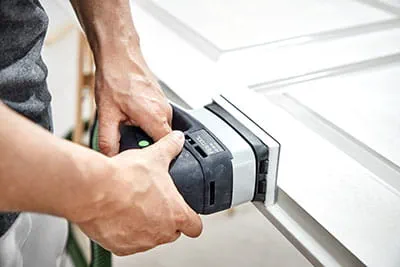 Levigatura con la levigatrice lineare LS 130 Festool