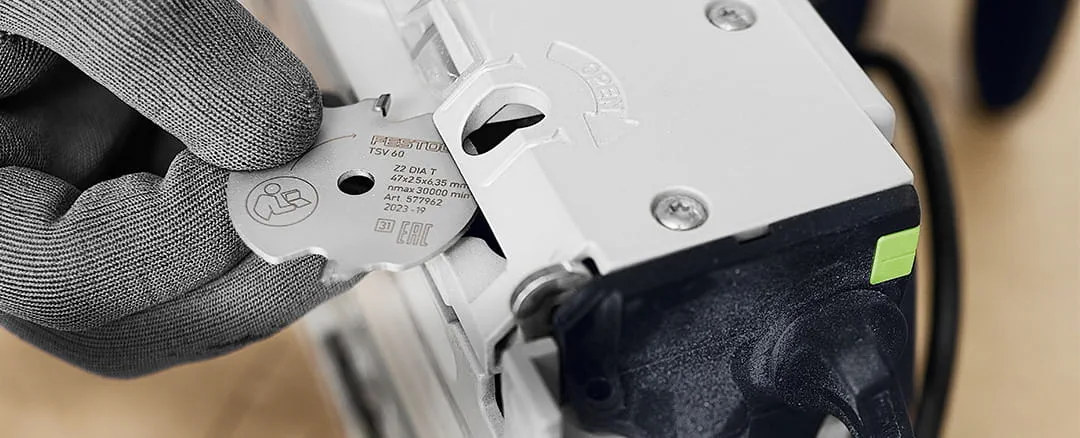 La nuova lama con incisore T2 di Festool
